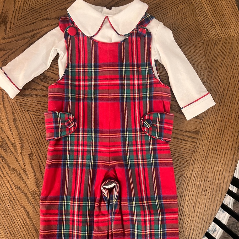 Brown Bowen Holiday Set